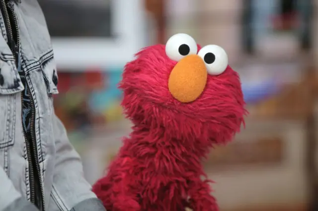 Elmo, Susam Sokağı'nın en sevilen karakterlerinden