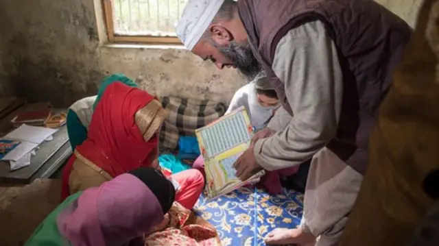 लग्नाचं किमान वय