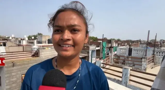 நீலம் அசாரி, ஆமதாபாத், குஜராத், ஏர் இந்தியா விமான விபத்து, உயிரிழப்பு,