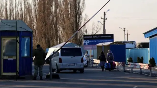 Пункт пропуску самопроголошеної "Донецької народної республіки" на кордоні з Росією