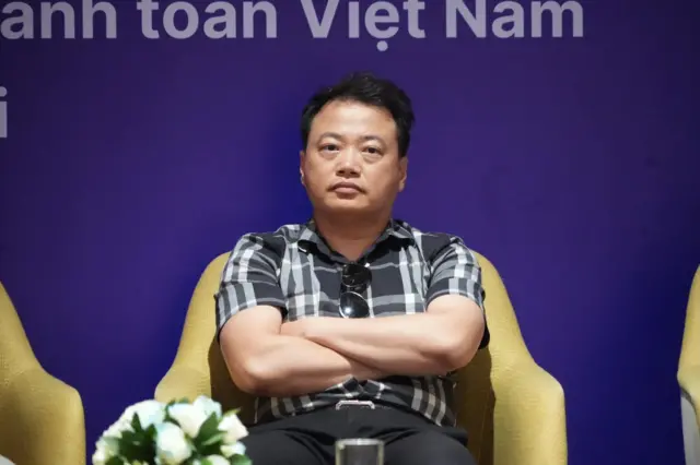 Shark Bình