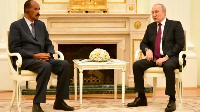 Pirezedantii Ertiraa Isaayaas Afawarqii fi gitasaa kan Raashiyaa Vilaadmiir Puutin