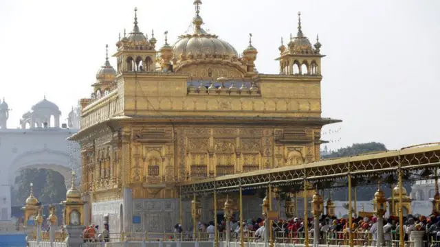 ਦਰਬਾਰ ਸਾਹਿਬ 