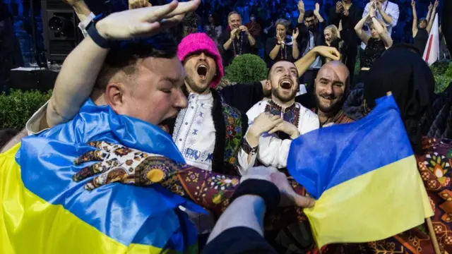 Bu yıl İtalya’da yapılan yarışmayı Ukrayna kazansa da, savaş nedeniyle önümüzdeki yılki yarışma İngiltere’de düzenlenecek