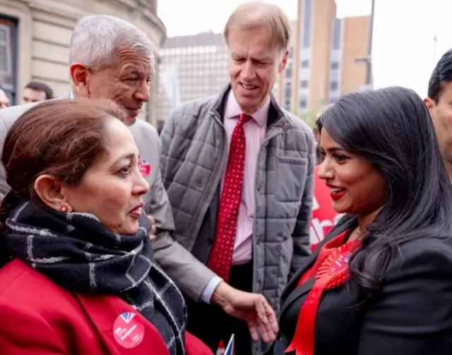 உமா குமரன்