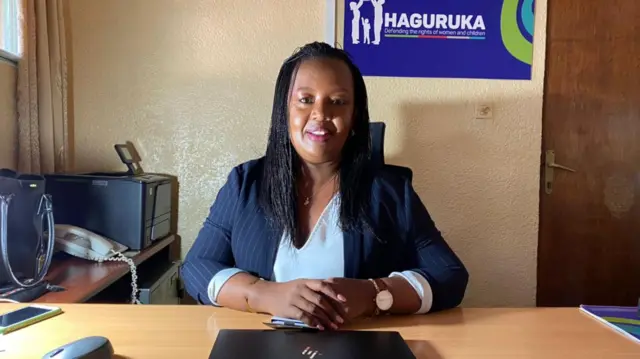 Ninette Umurerwa avuga ko bidakwiye kuba sosiyete ikibwira abagore ngo 'bihangane' 