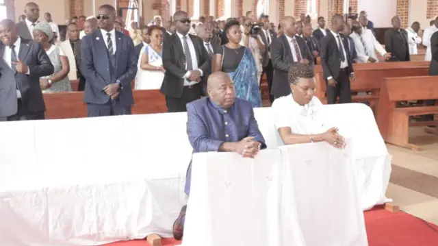 Umukuru w'igihugu yari kwifatanya n'abandi bakirisu i Mugera ku munsi isengero yaho yashirw aku rwego rwa Bazilika kuwa 15/08/2025