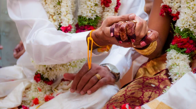 పెద్దలు కుదిర్చిన వివాహాలు, ప్రేమ పెళ్లిళ్లు, కులాంతర వివాహాలు