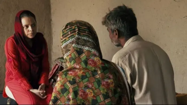 తమ కూతుర్ని అమ్మినట్లు ఒప్పుకున్న ఒక పేద కుటుంబం