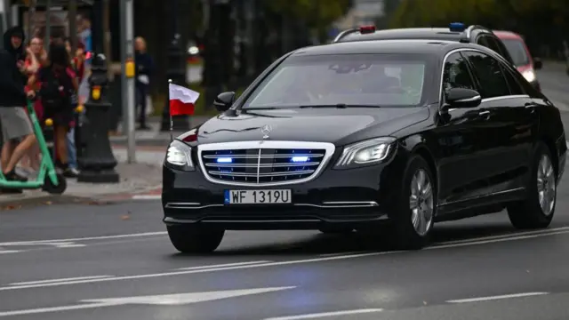 लग़्जरी कार पर टैक्स बढ़ा