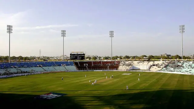 మోటేరా స్టేడియం