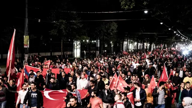 Viyana'daki Erdoğan yanlısı gösteri