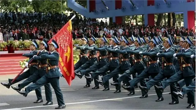 Diễu binh ngày 30/4 ở TP HCM