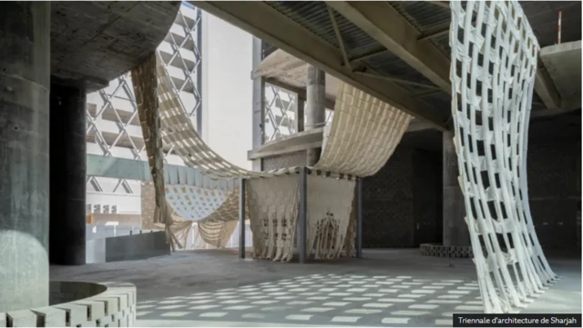 Transformation d'un centre commercial abandonné