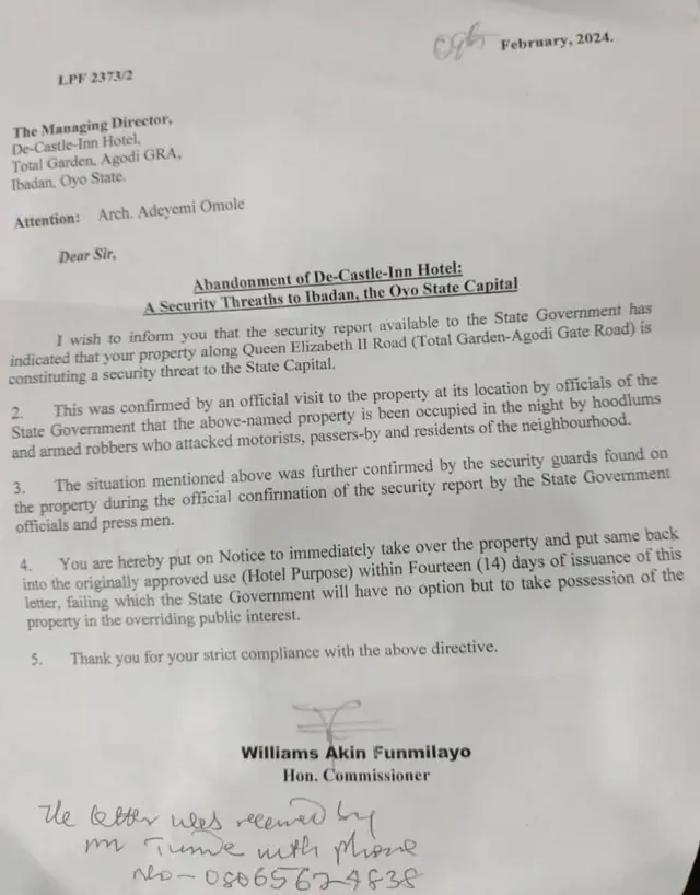 Ẹda iwe ti ijọba ipinlẹ Oyo kọ si ẹni to ni De-Castle.