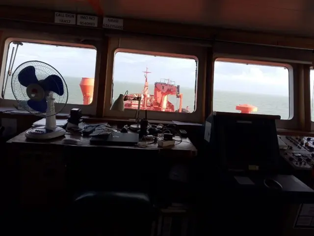 گیس فالکن، پاکستانی، موزمبیق، کارگو جہاز، انڈونیشیئن