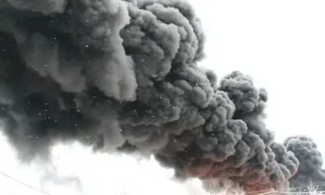 Після російського удару по "Дружбі" у Бродах виникла масштабна пожежа - нафта горіла 10 днів