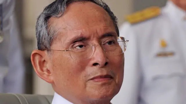 किंग पूमीपोन