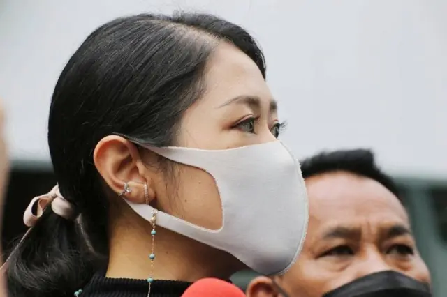 น.ส. พรรณิการ์ วานิช