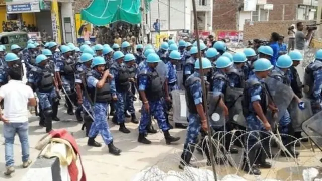 ආරක්ෂක අංශ ආශ්රම භූමියට