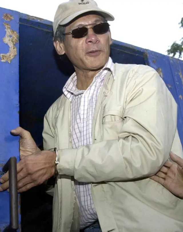 سوبھراج تہاڑ جیل کے باہر صرف 23 دن رہ سکے