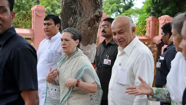 सुशील कुमार शिंदे 