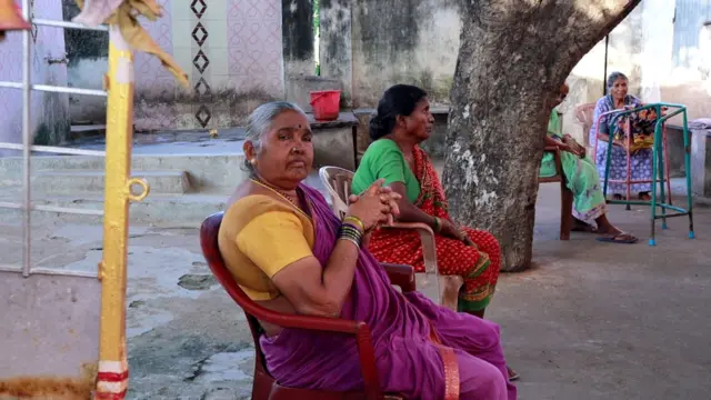 వయోవృద్ధుల డే కేర్ సెంటర్‌