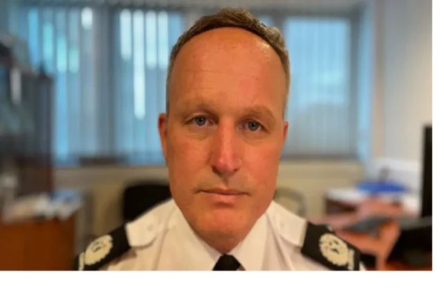 Le chef adjoint de la police, Rob Griffin, a décrit M. Moran comme un "gangster" qui représentait une menace importante.