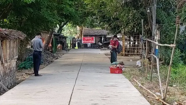 လူနာအမှတ် ၃၃ ရဲ့ ခင်ပွန်းနဲ့ ကလေးကို နေထိုင်တဲ့အဆောင် အဝင်မခံဘဲ တားထား