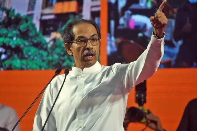 उद्धव ठाकरे 