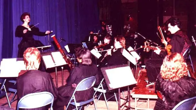 ارکستر روحالله خالقی به رهبری گلنوش خالقی، واشینگتن، ۱۳۶۸