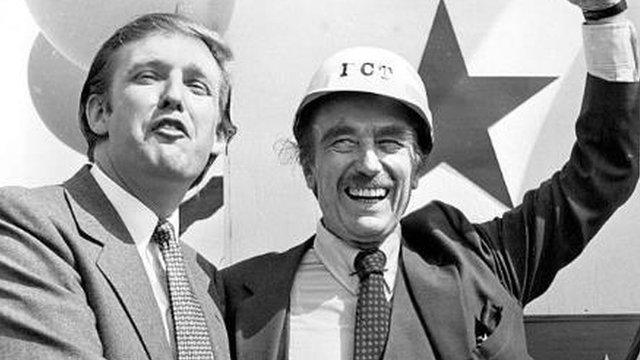 Donald Trump con Fred Trump en 1982