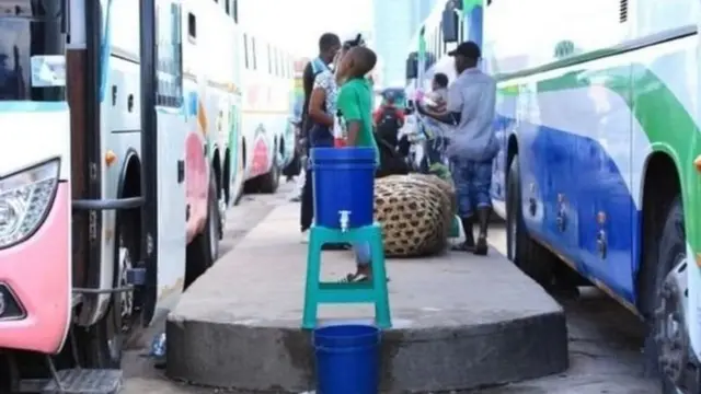 Kama njia moja ya tahadhari, ndoo za maji ya kunawa zimetawanywa katika maeneo mbali mbali ya Tanzania.