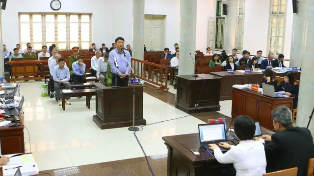 Phiên tòa xử ông Đinh La Thăng, nguyên Ủy viên Bộ Chính trị