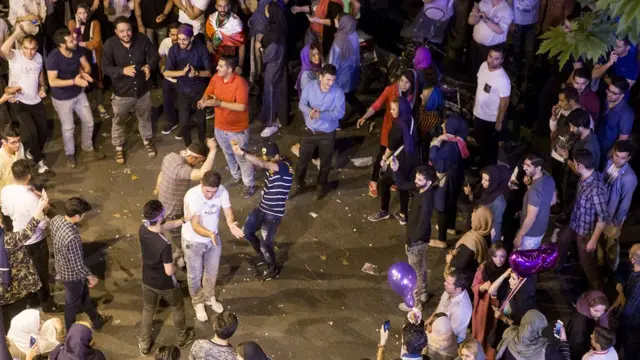 شادی خیابانی در تهران