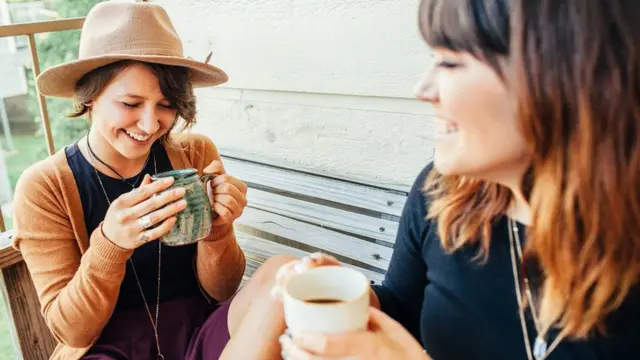 Спілкування жінки