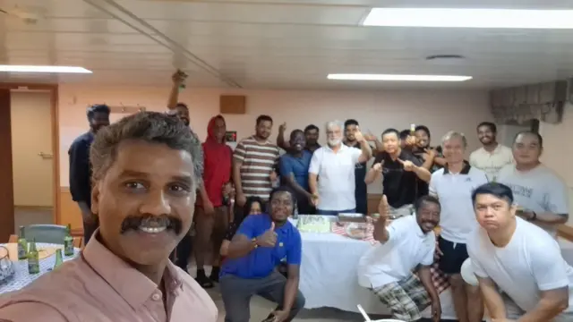 ஹோர்மூஸ் நீரிணை, பஹாமாஸ், சசிகுமார், காஞ்சிபுரம் பொறியாளர், சசிகுமார், தமிழக பொறியாளர்