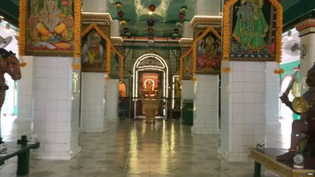 हो ची मिन्ह शहरातलं हे मुरुगन मंदिर तामिळ लोकांनी 1880 मध्ये उभारलं होतं.