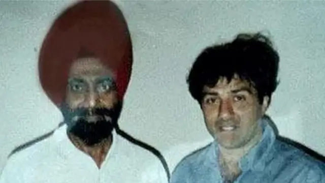 બૉર્ડર - 2, ઇક્કીસ ઘુરંધર બોલીવુડ સની દેઓલ વરુણ ધવન કુલદીપ ચાંદપુરી હોંશિયારસિંહ દહિયા બીબીસી ગુજરાતી ગુજરાત ફિલ્મ સંગીત યુદ્ધ જંગ ભારત પાકિસ્તાન 1971