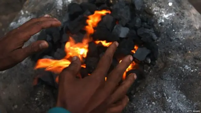 குளிர்காலத்தில் மூடிய அறைக்குள் தூங்குவது உயிருக்கு உலை வைக்கலாம்
