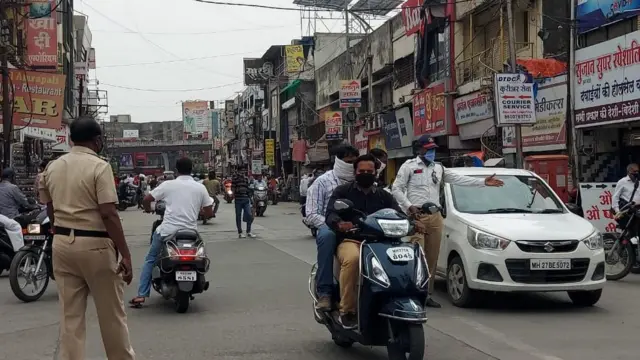 लॉकडाऊन