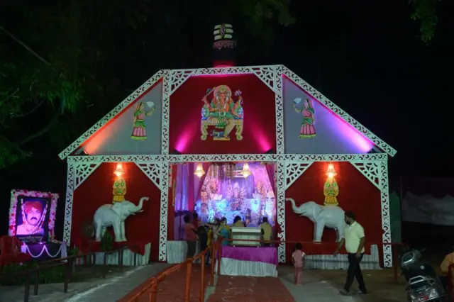 ভারতের বারাণসীর আয়োজন।