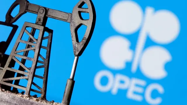 Модель нефтяной вышки