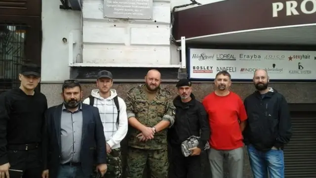 Роман Терновський - другий зліва