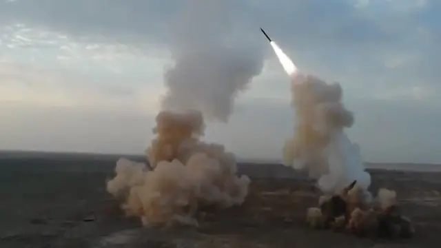 فرمانده نیروی هوافضای سپاه پاسداران در مصاحبه با سپاه نیوز گفت "در این رزمایش برای نخستین بار در دنیا، شلیک موشکهای بالستیک از اعماق زمین توسط نیروی هوافضای سپاه انجام شد"