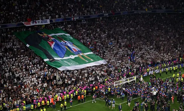Alaabaa deeggartootni PSG tolchan