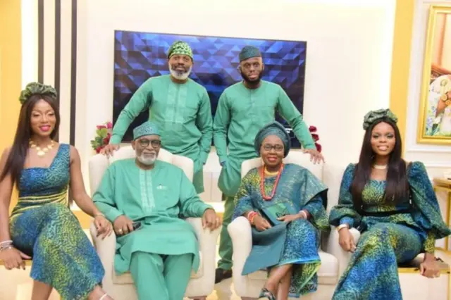 Ezianụlọ Rotimi na Betty Akeredolu