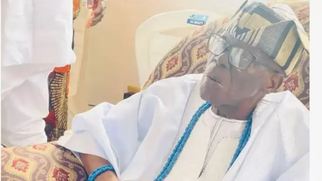 Aworan Olubadan Owolabi Olakule