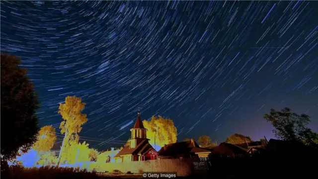 人造流星雨终将能与自然天文现象相媲美吗？