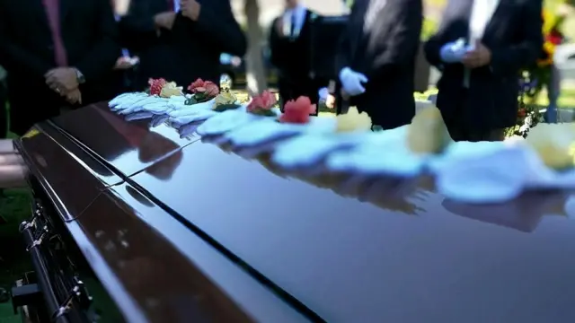 Личные трагедии, такие как утрата близкого человека, способны негативно влиять на уровень IQ